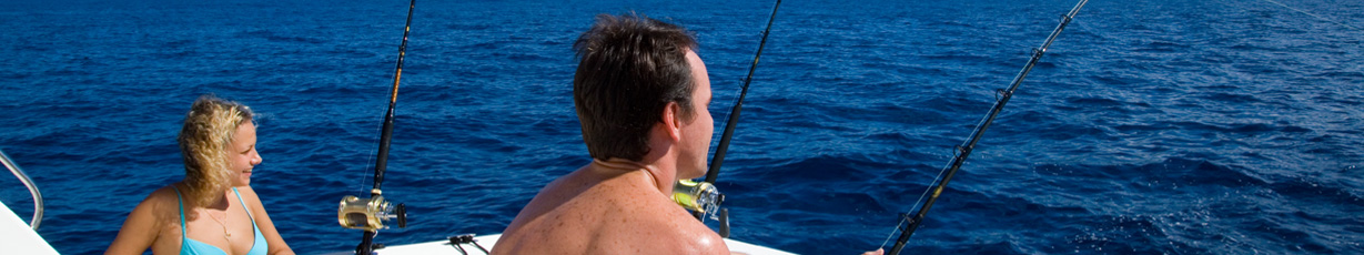 Fishing_on_La_Digue_Island_Seychelles_slider03