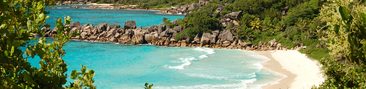 Beaches_on_La_Digue_Seychelles_03